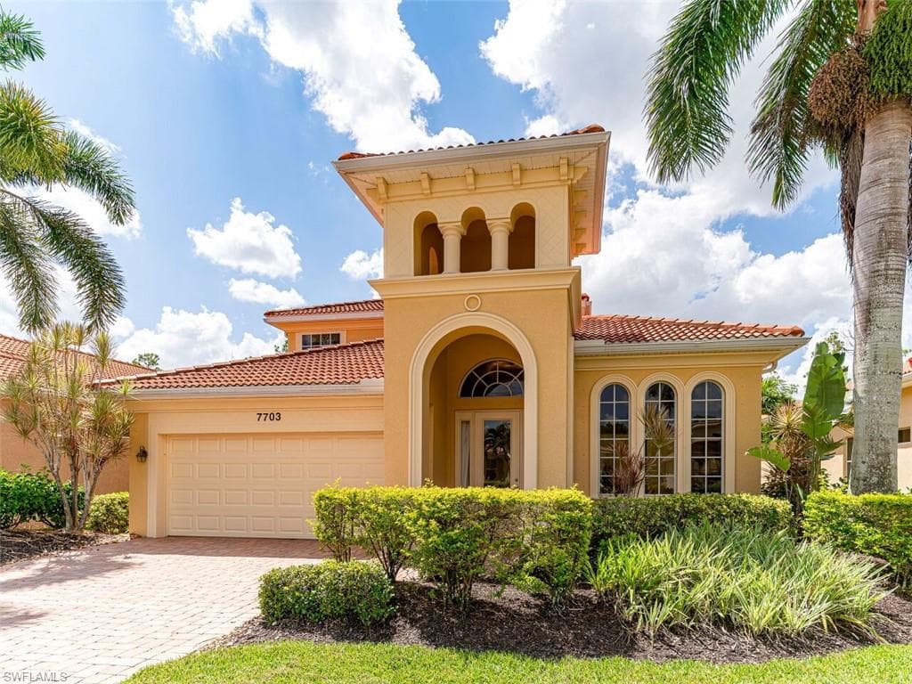 7703 Martino CIR NAPLES, FL 34112