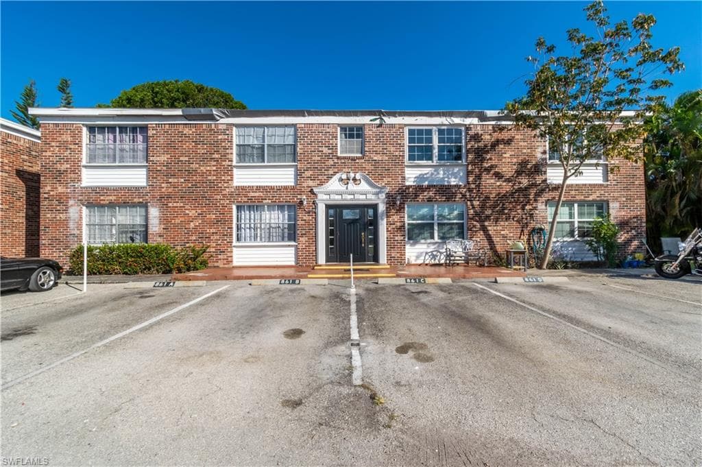 861 Courtington LN 4 FORT MYERS, FL 33919