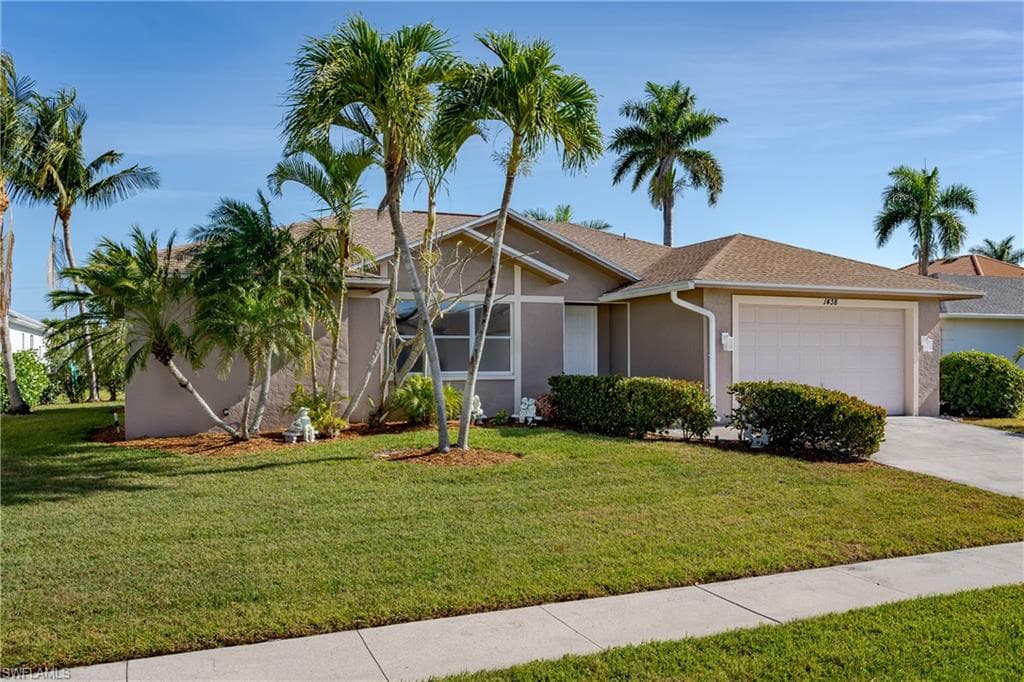 1438 Wayne AVE MARCO ISLAND, FL 34145