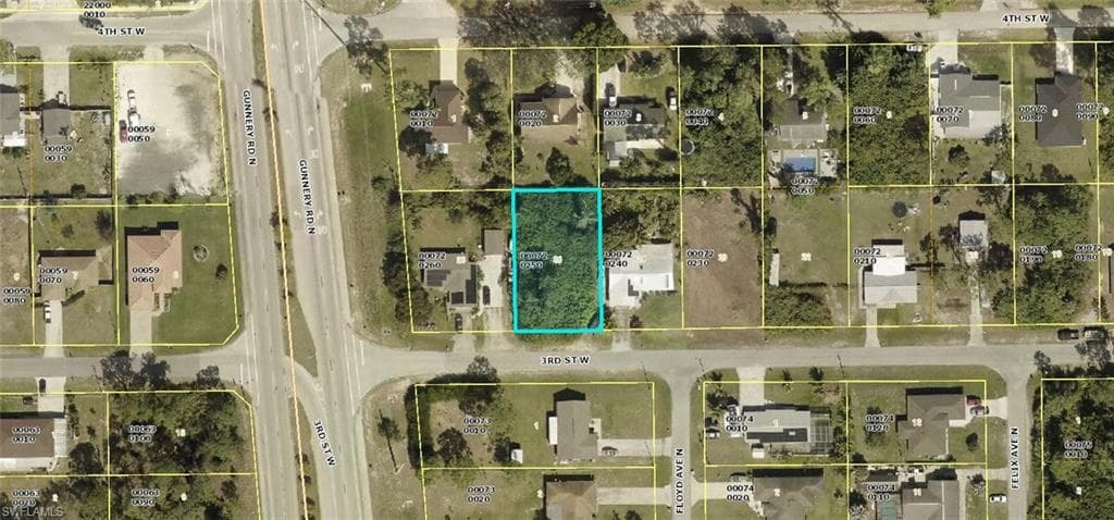 4322 3rd ST W LEHIGH ACRES, FL 33971
