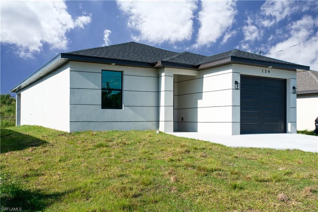 134 Francis AVE FORT MYERS, FL 33916