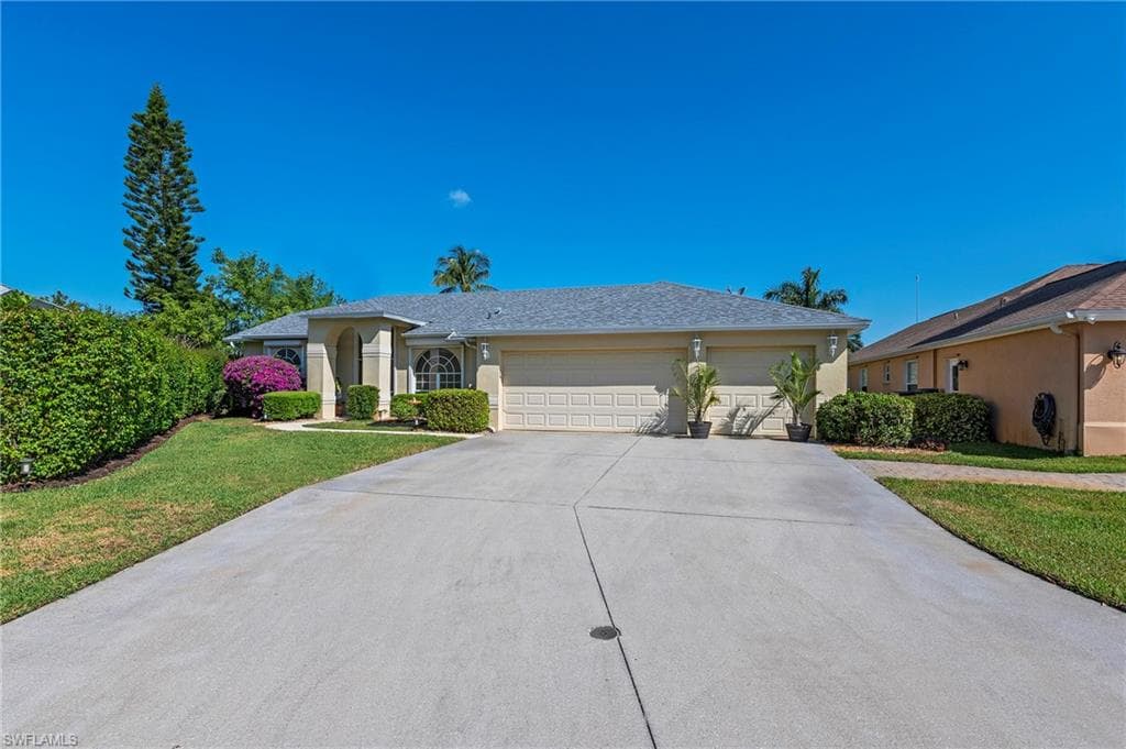 5021 Brixton CT NAPLES, FL 34104