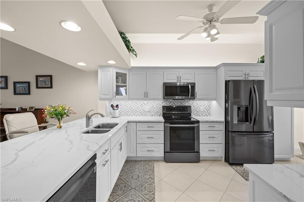 6810 Beach Resort DR 2401 NAPLES, FL 34114