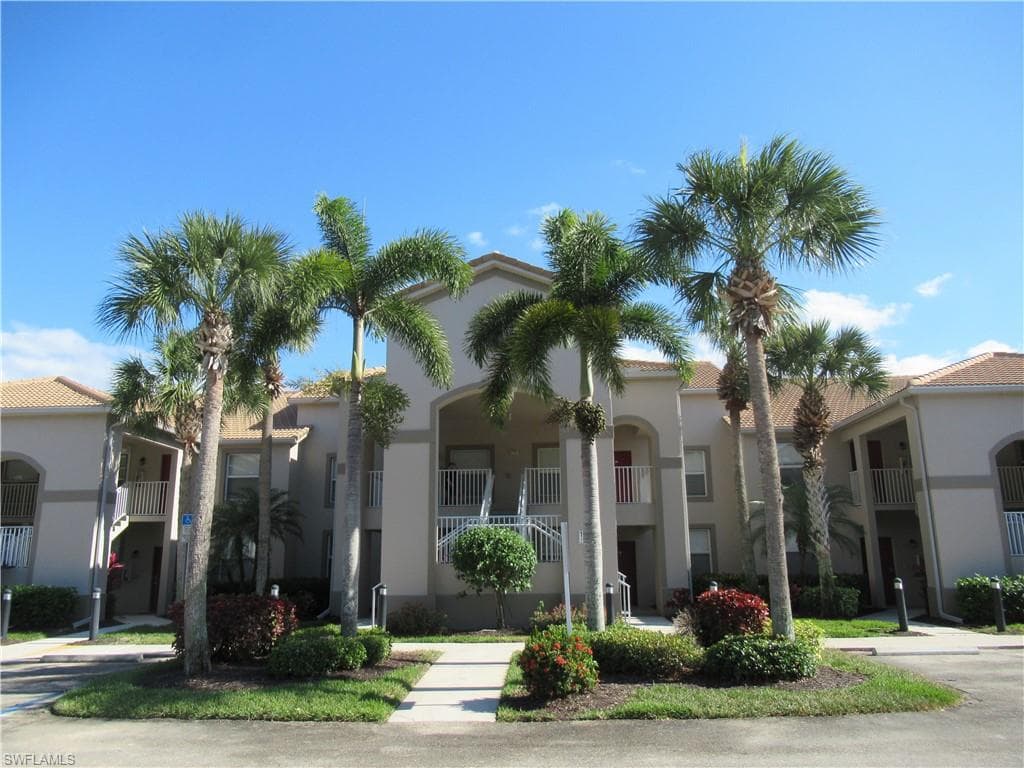 19930 Barletta LN 1313 ESTERO, FL 33928