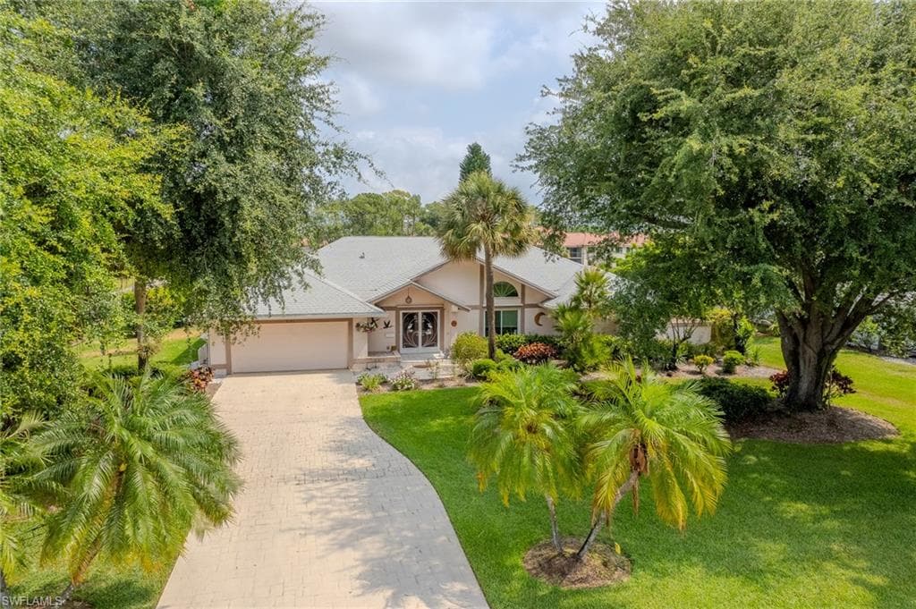 7181 Appleby DR NAPLES, FL 34104