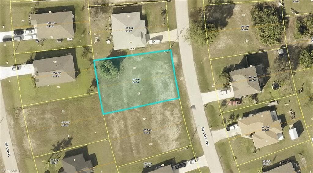 3818 NE 10th AVE CAPE CORAL, FL 33909