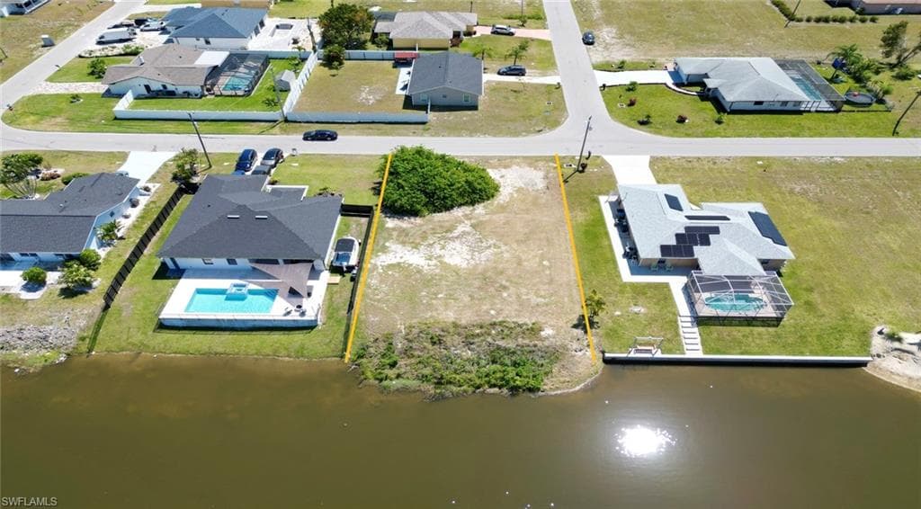 1102 NE 14th AVE CAPE CORAL, FL 33909