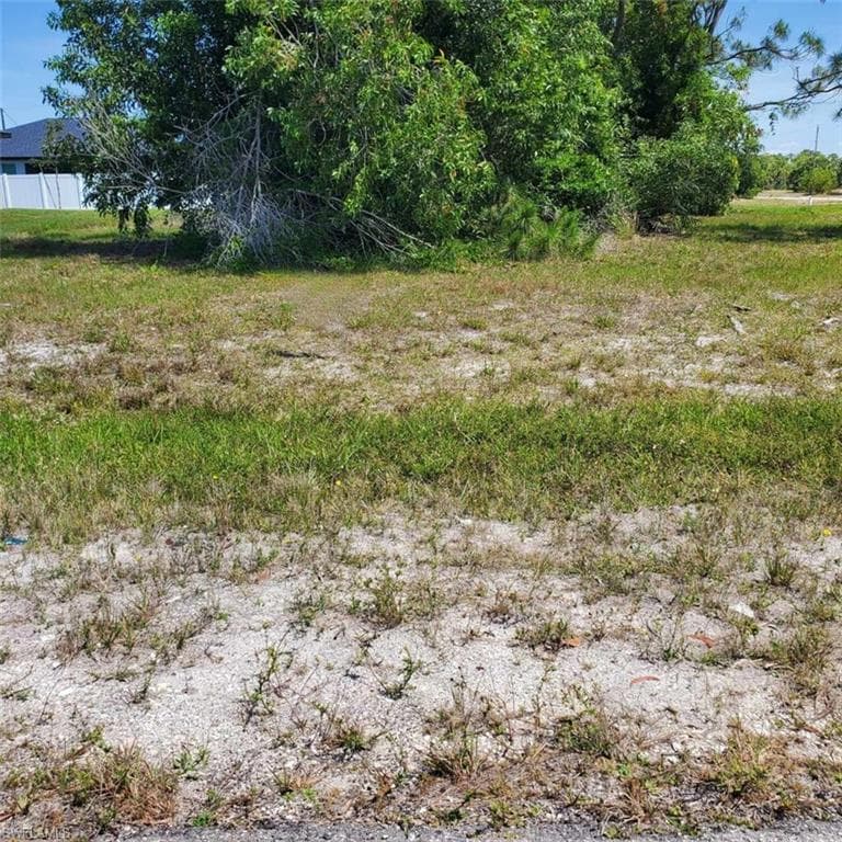 3705 NW 46th ST CAPE CORAL, FL 33993