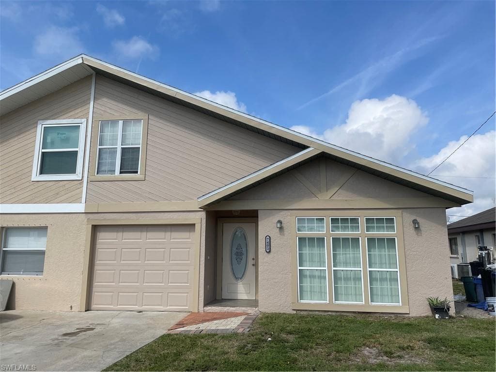 7401 Albany RD FORT MYERS, FL 33967
