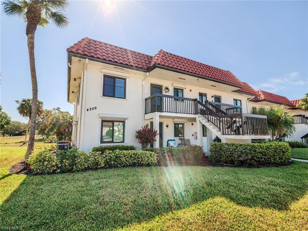 4306 27th CT SW 201 NAPLES, FL 34116