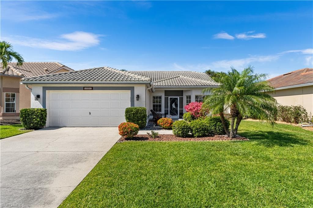 8091 Breton CIR FORT MYERS, FL 33912