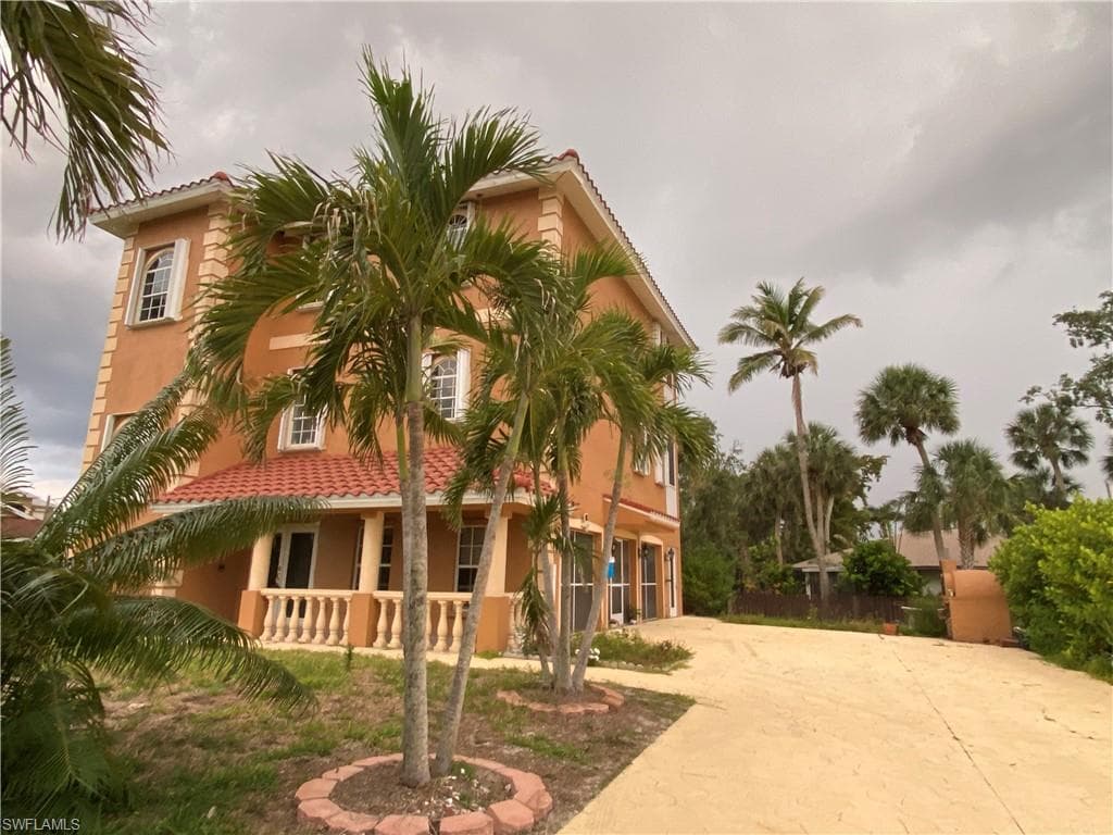 6091 Park RD FORT MYERS, FL 33908