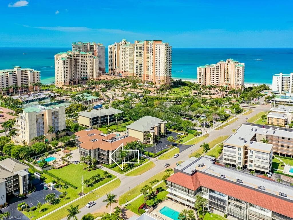 960 Swallow AVE 302 MARCO ISLAND, FL 34145