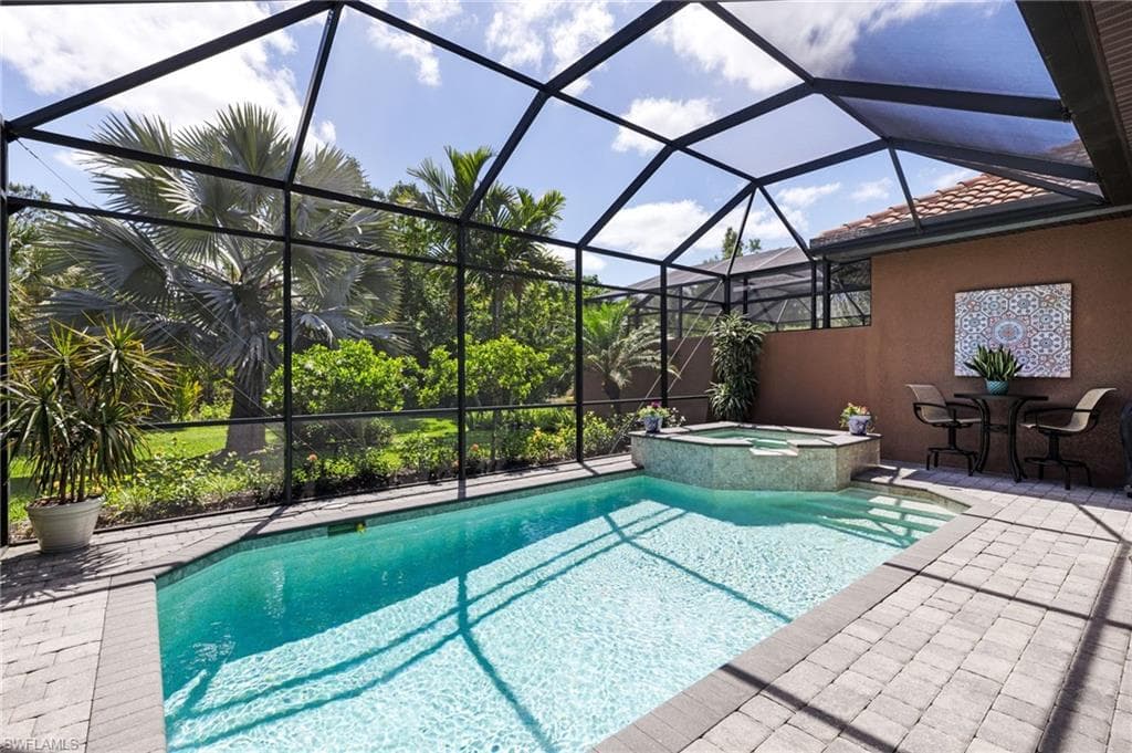 6648 Roma WAY NAPLES, FL 34113