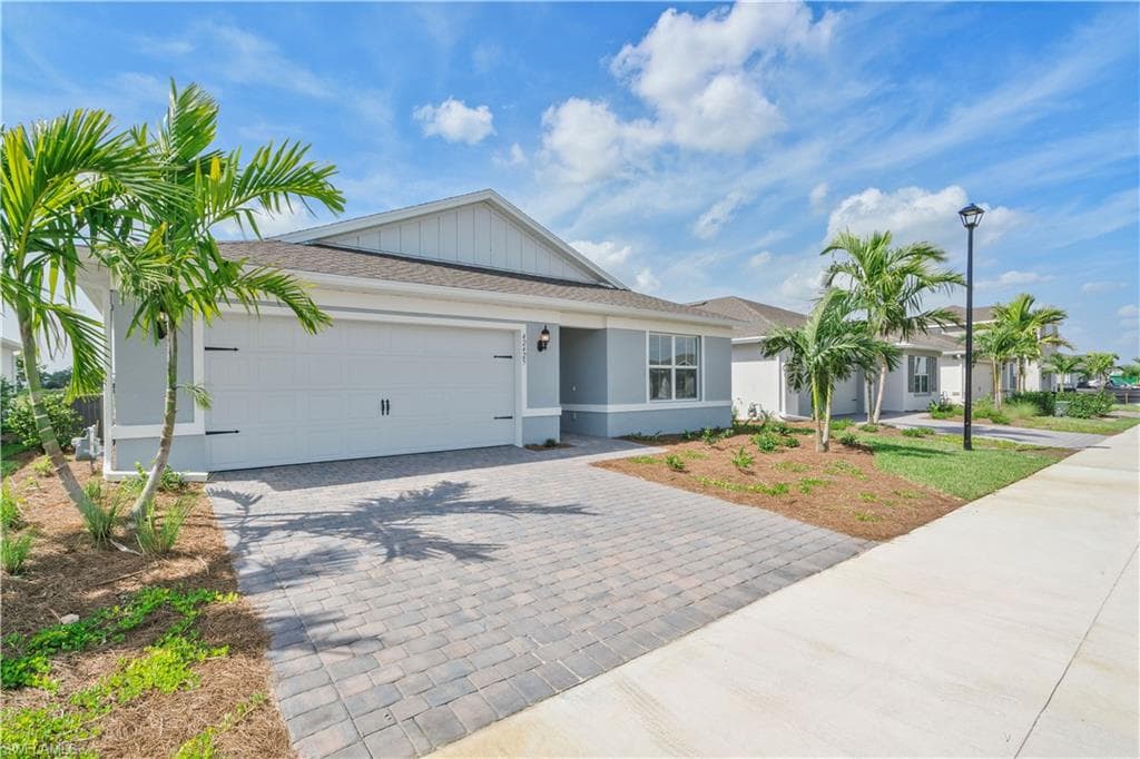 42425 Cascade DR PUNTA GORDA, FL 33982