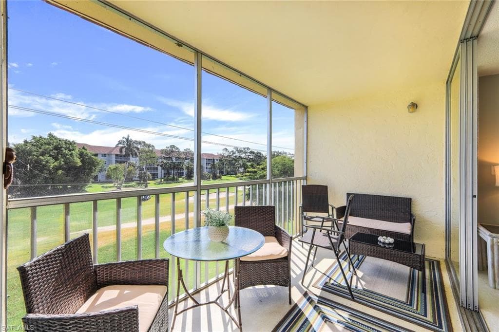 1083 Forest Lakes DR 307 NAPLES, FL 34105