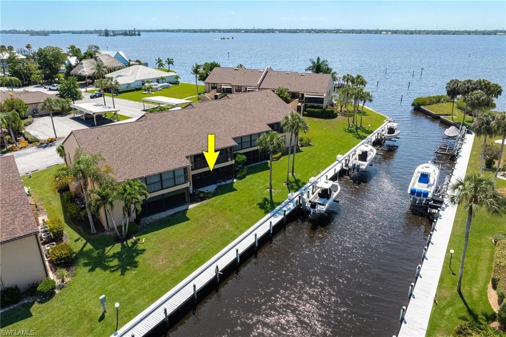 15481 Admiralty CIR 2 NORTH FORT MYERS, FL 33917