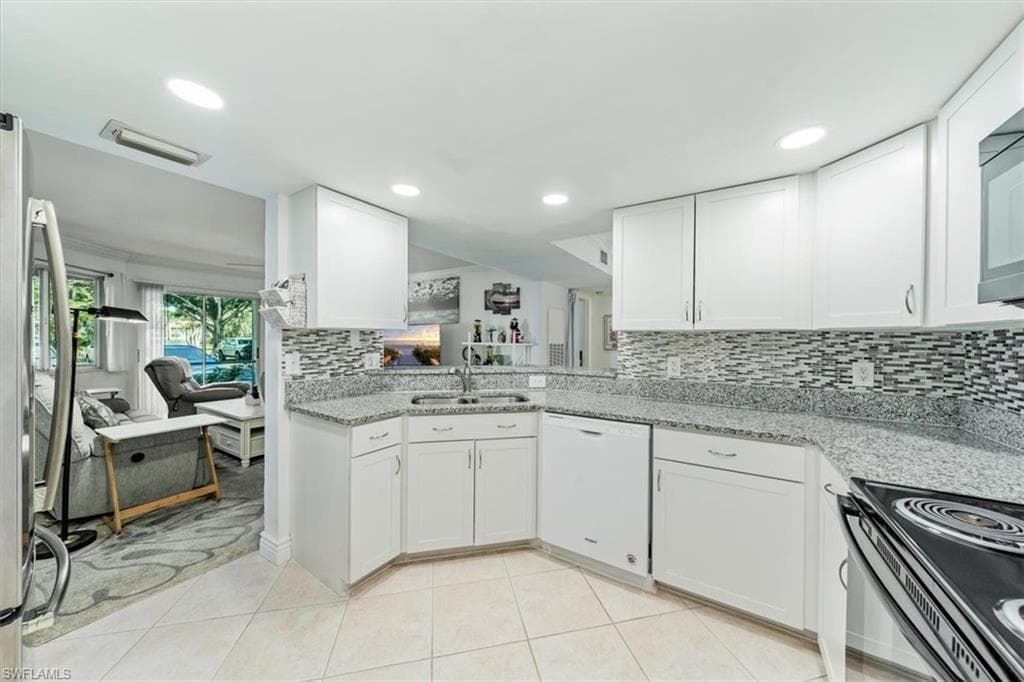 3180 Seasons WAY 908 ESTERO, FL 33928
