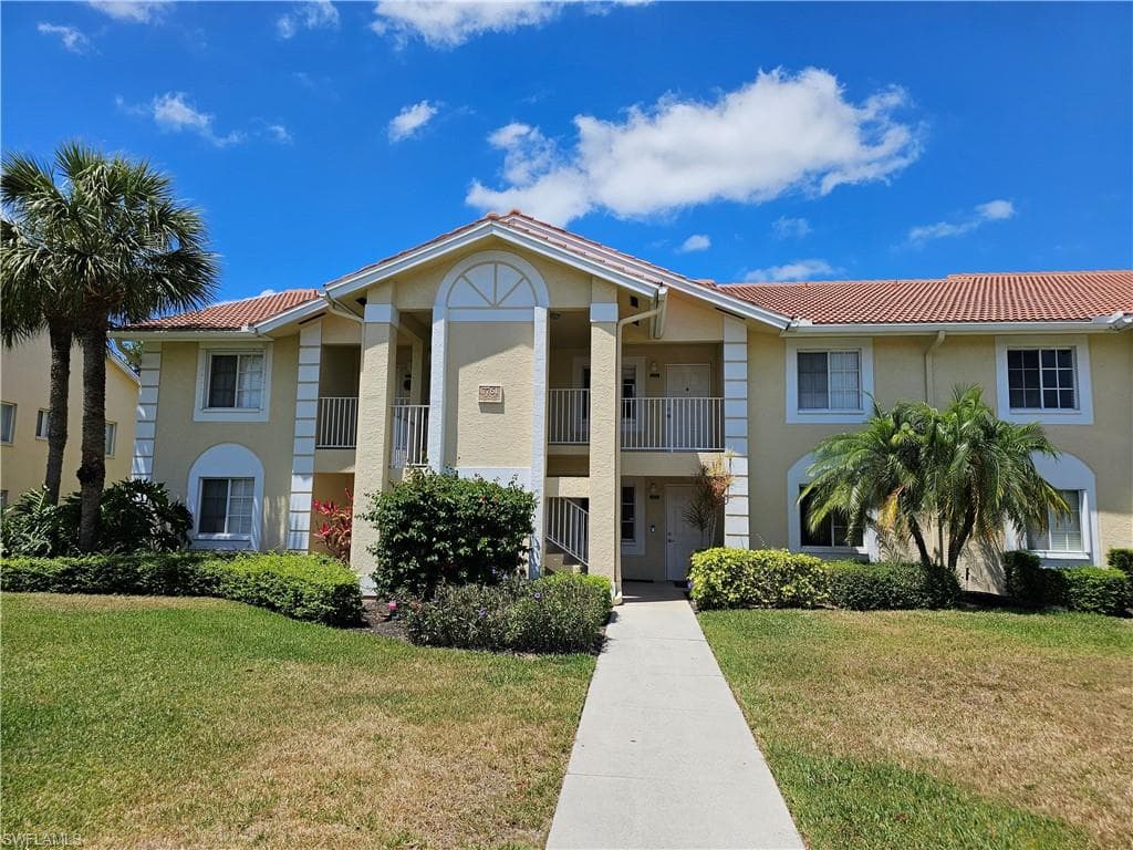 7761 Jewel LN 201 NAPLES, FL 34109