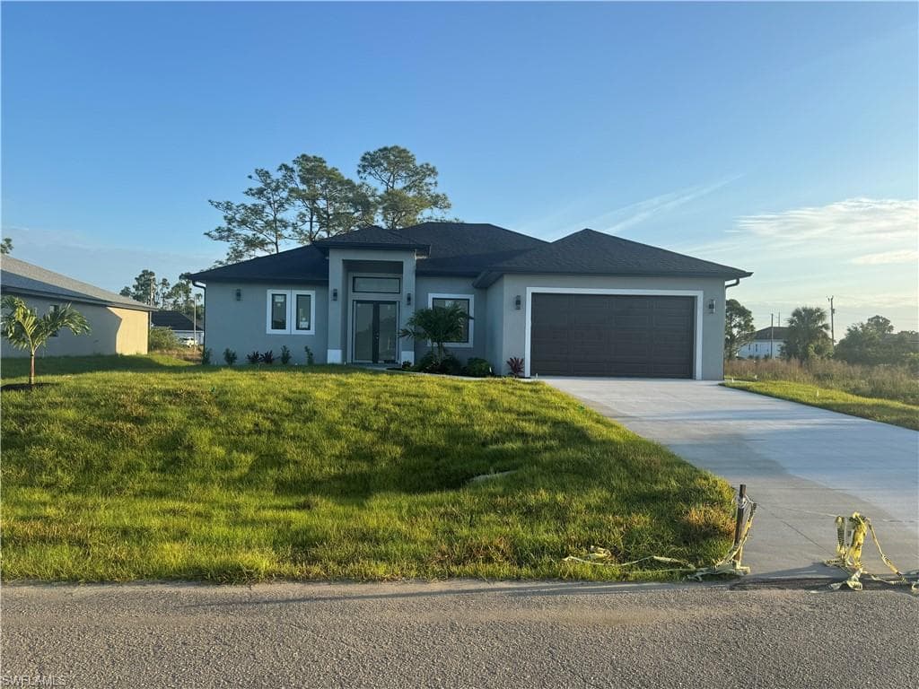 3210 4th ST SW LEHIGH ACRES, FL 33976