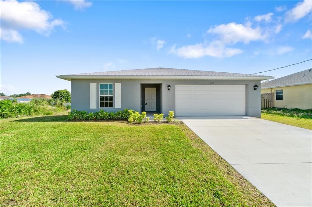 2711 64th ST W LEHIGH ACRES, FL 33971