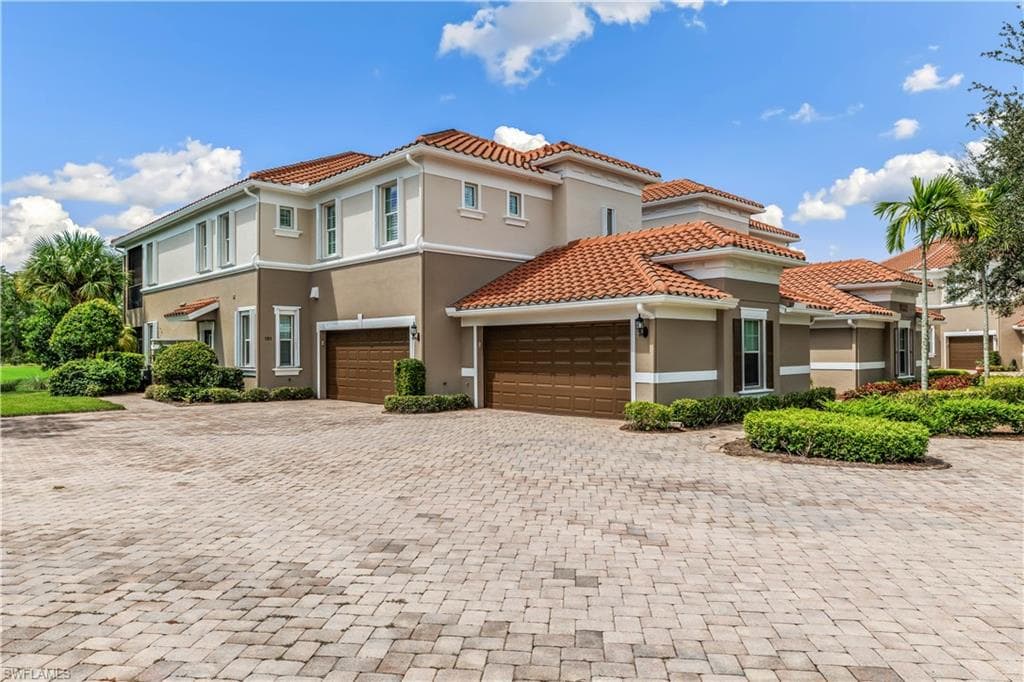 10311 Glastonbury CIR 101 FORT MYERS, FL 33913