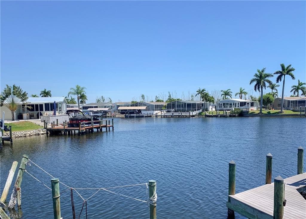 17621 Bryan CT FORT MYERS BEACH, FL 33931
