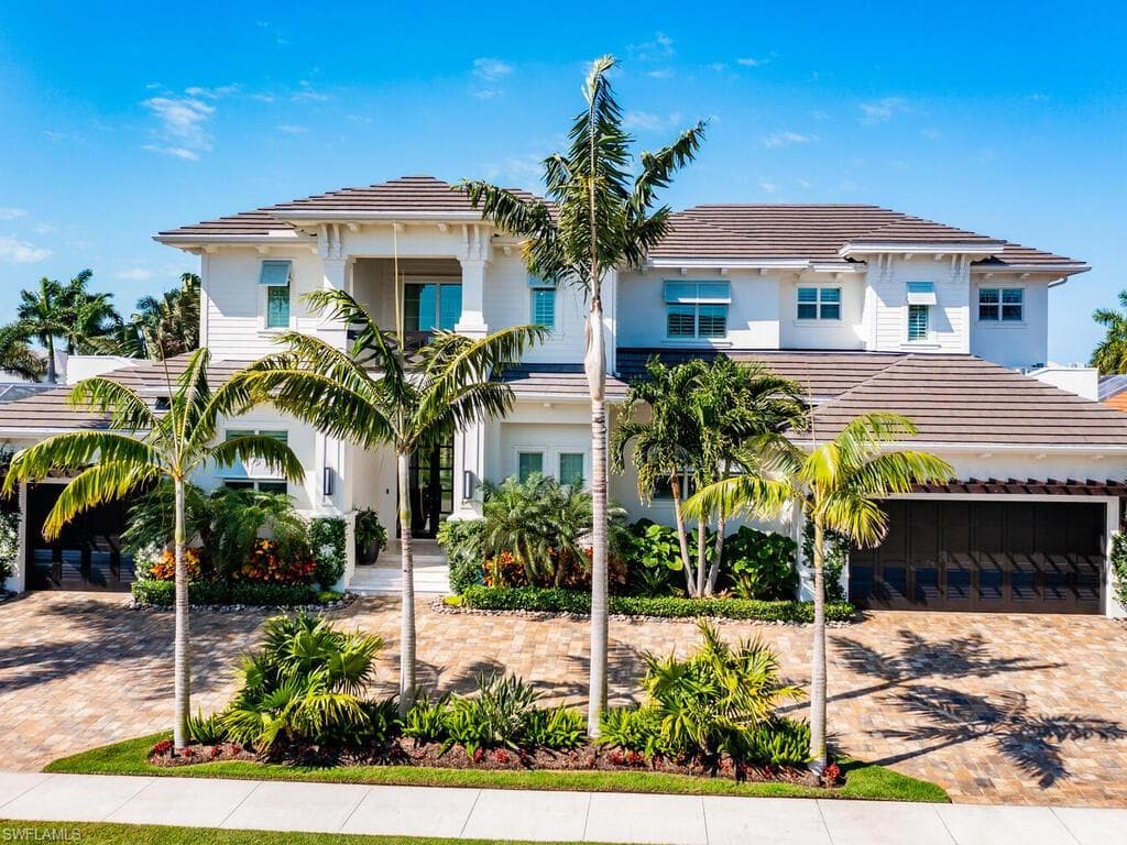 250 Rockhill CT MARCO ISLAND, FL 34145
