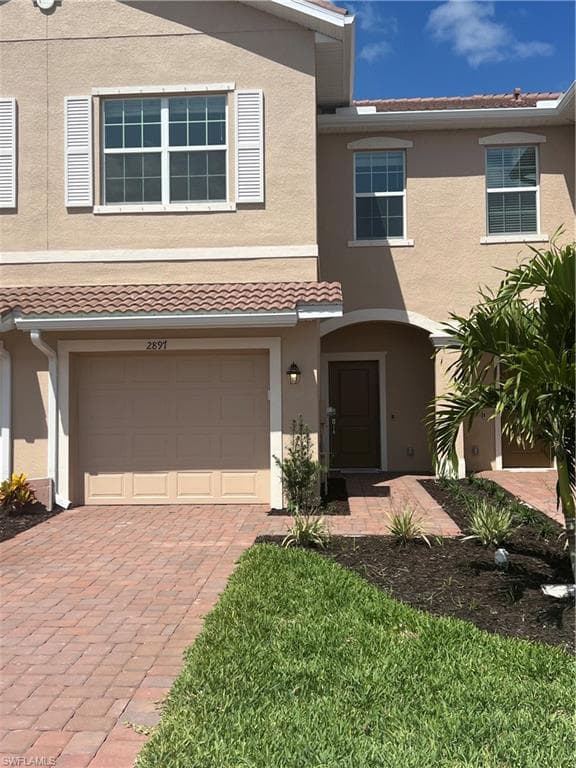 2897 Citrus ST NAPLES, FL 34120