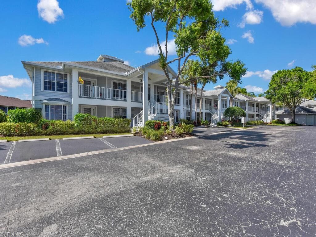 1200 Misty Pines CIR C101 NAPLES, FL 34105