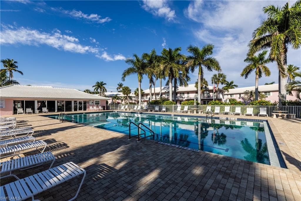 190 Collier BLVD N5 MARCO ISLAND, FL 34145