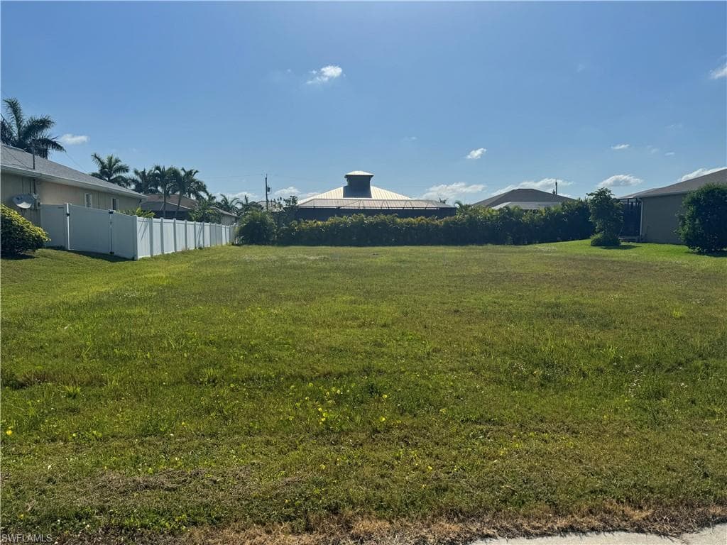 3019 Surfside BLVD CAPE CORAL, FL 33914