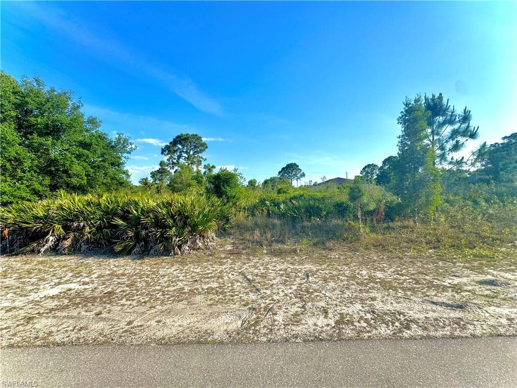 2712 39th ST W LEHIGH ACRES, FL 33971