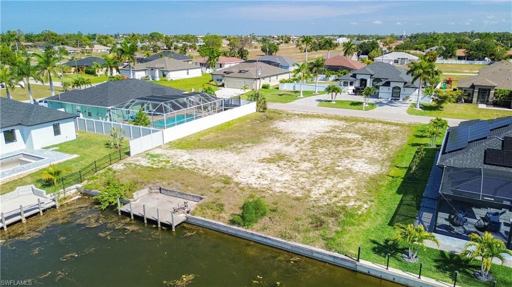 714 SW 12th TER CAPE CORAL, FL 33991