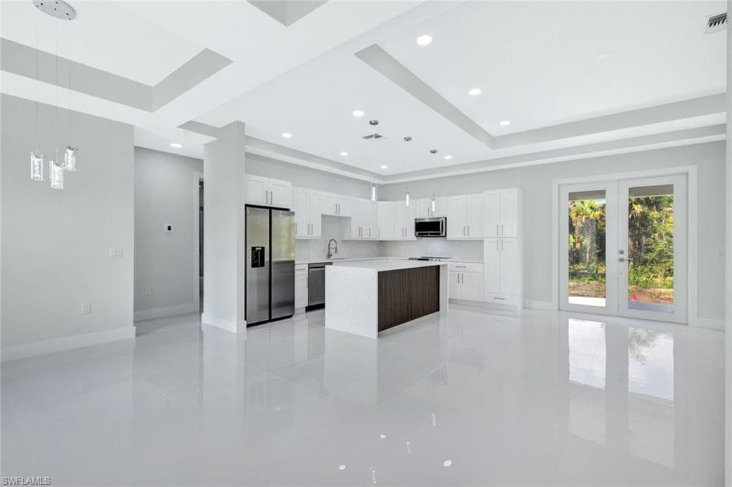 4576 68th AVE NE NAPLES, FL 34120