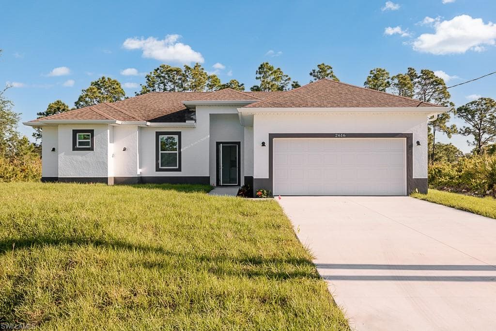 2616 47th ST W LEHIGH ACRES, FL 33971