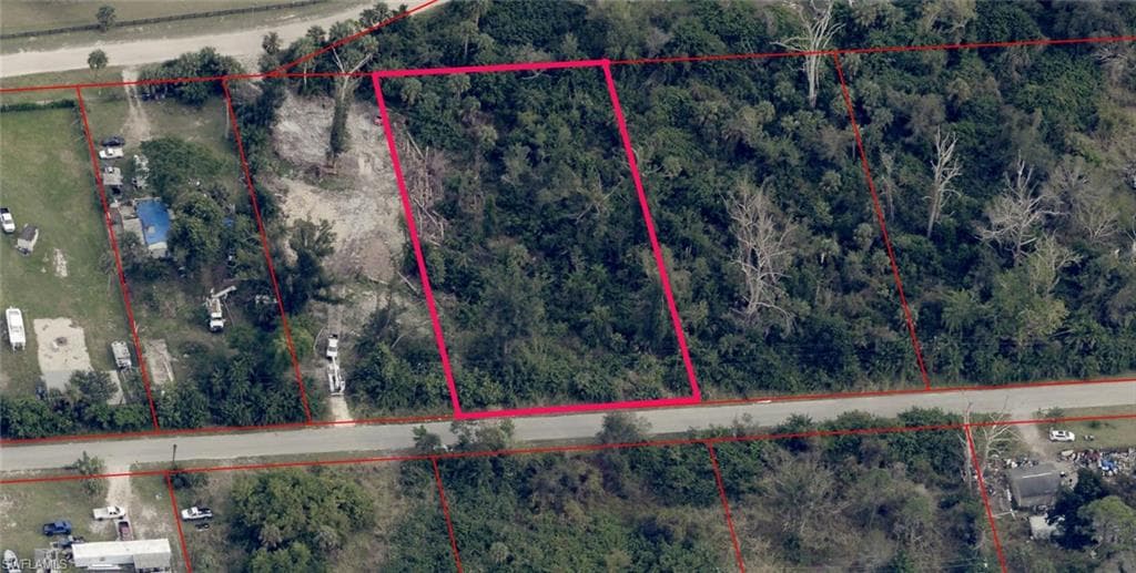 8351 Bartholomew DR NORTH FORT MYERS, FL 33917