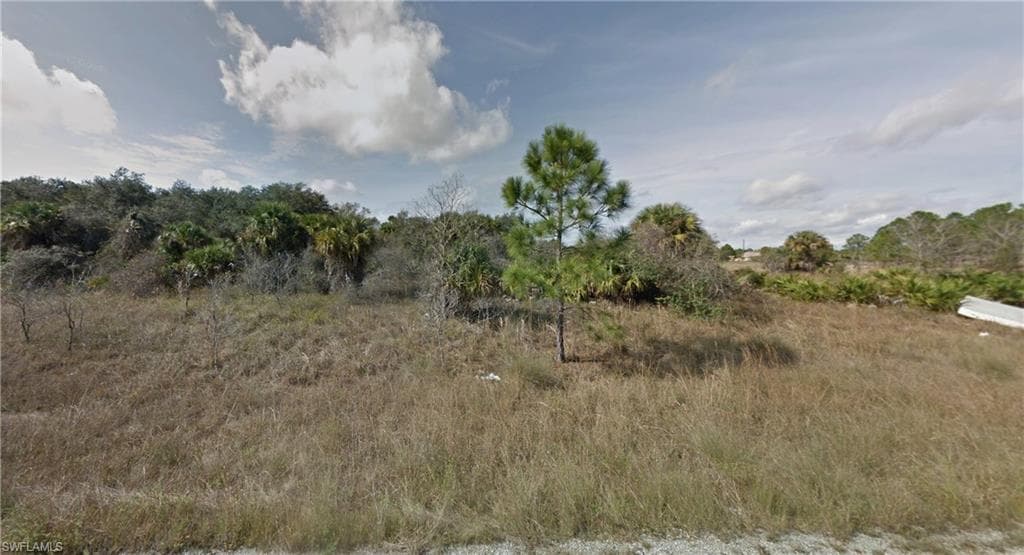 1605 Johns AVE LEHIGH ACRES, FL 33972