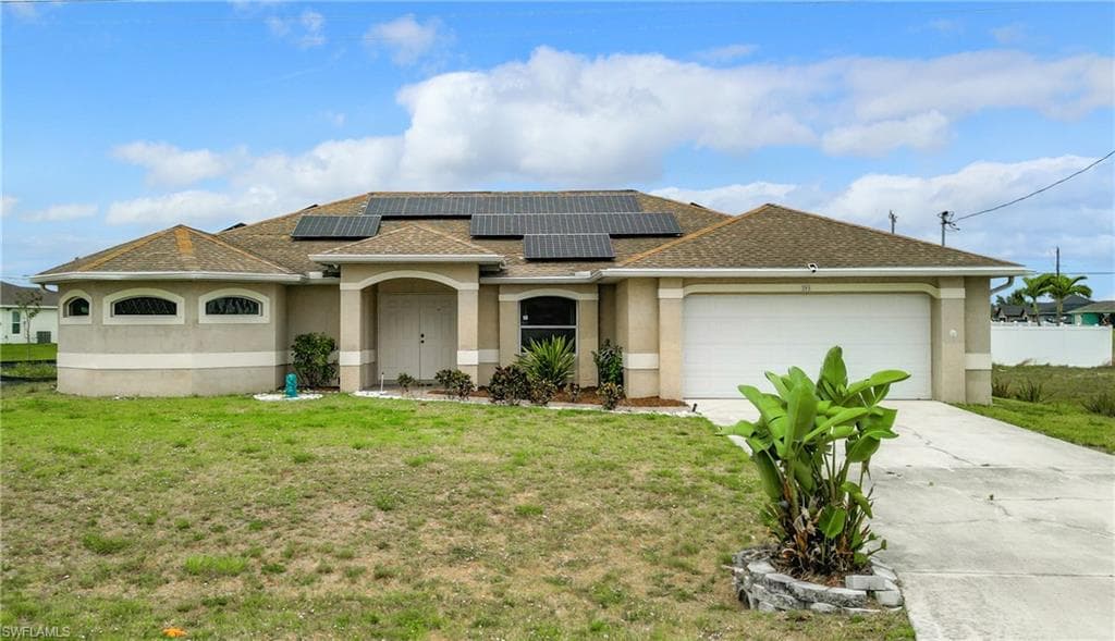 205 30th ST CAPE CORAL, FL 33993
