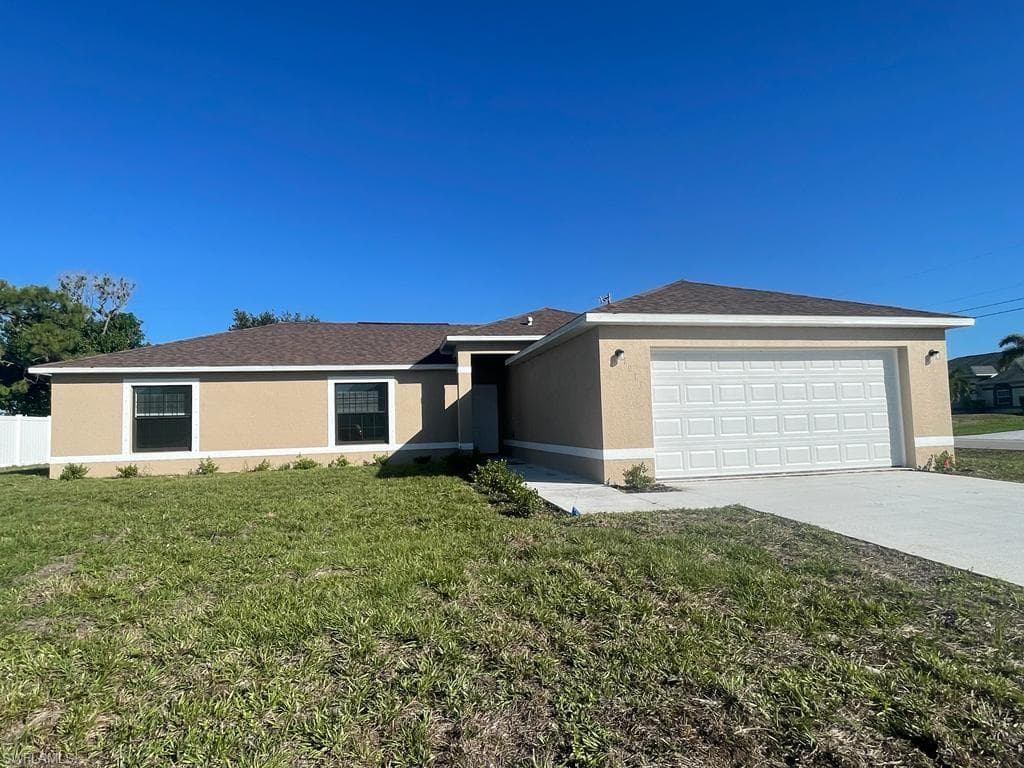 1109 NE 10th ST CAPE CORAL, FL 33909