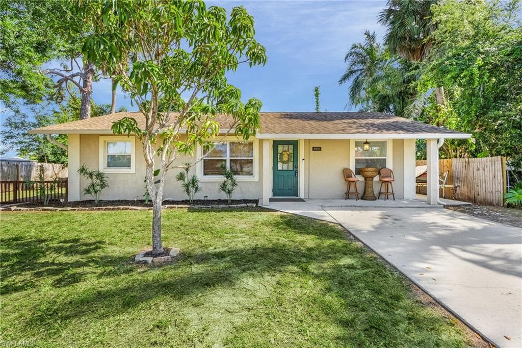 11651 Iona RD FORT MYERS, FL 33908