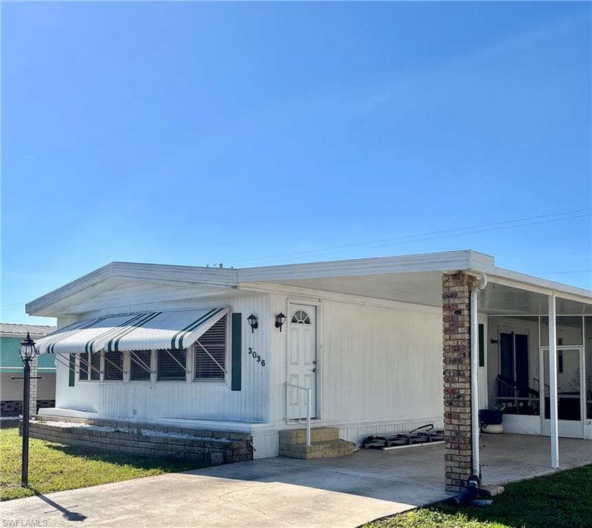 3036 Longview LN NORTH FORT MYERS, FL 33917