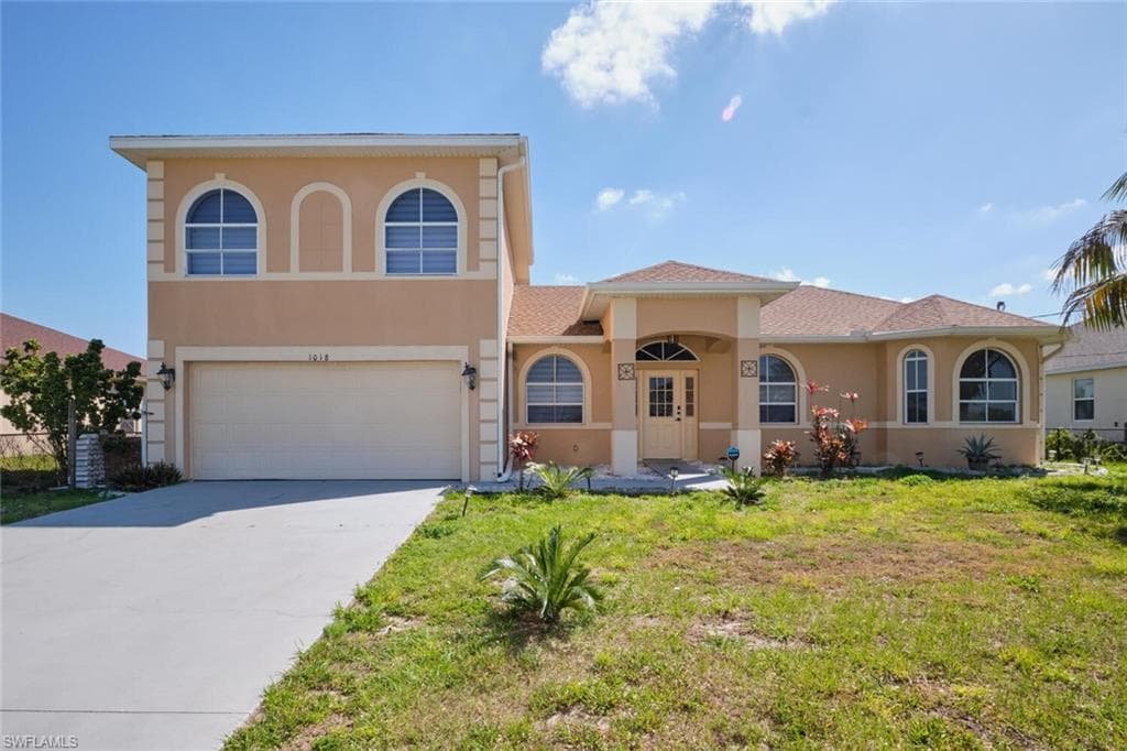 1018 Cavanagh AVE LEHIGH ACRES, FL 33971