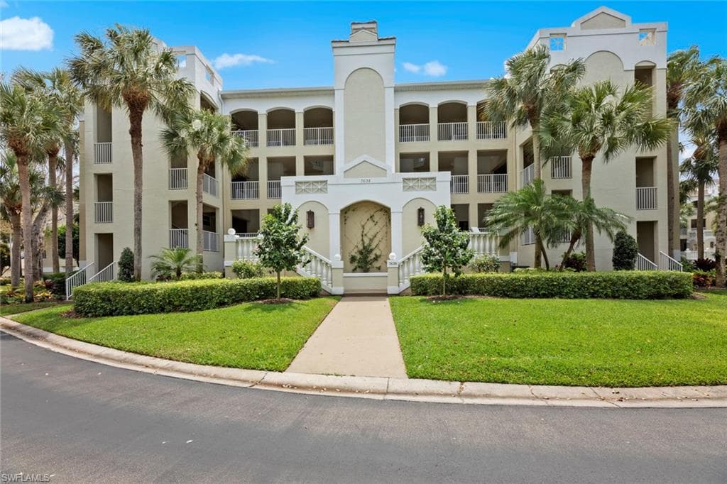 7638 Pebble Creek CIR 204 NAPLES, FL 34108