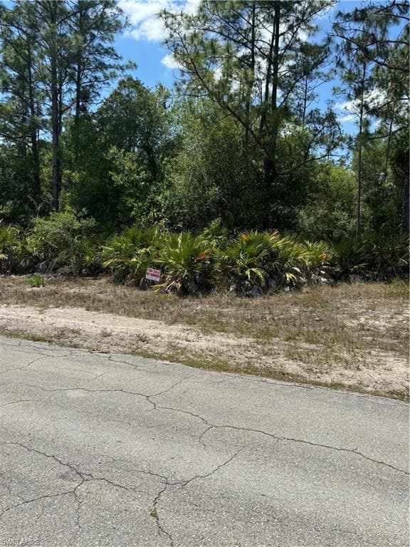 1403 Columbus AVE LEHIGH ACRES, FL 33972