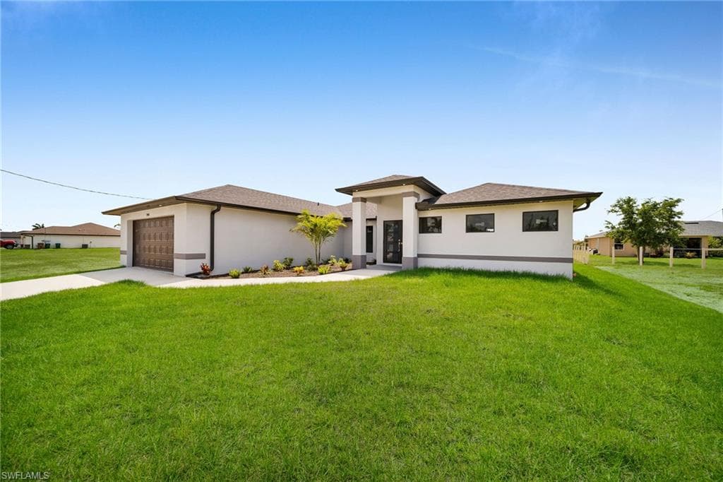 2926 NW 26th TER CAPE CORAL, FL 33993