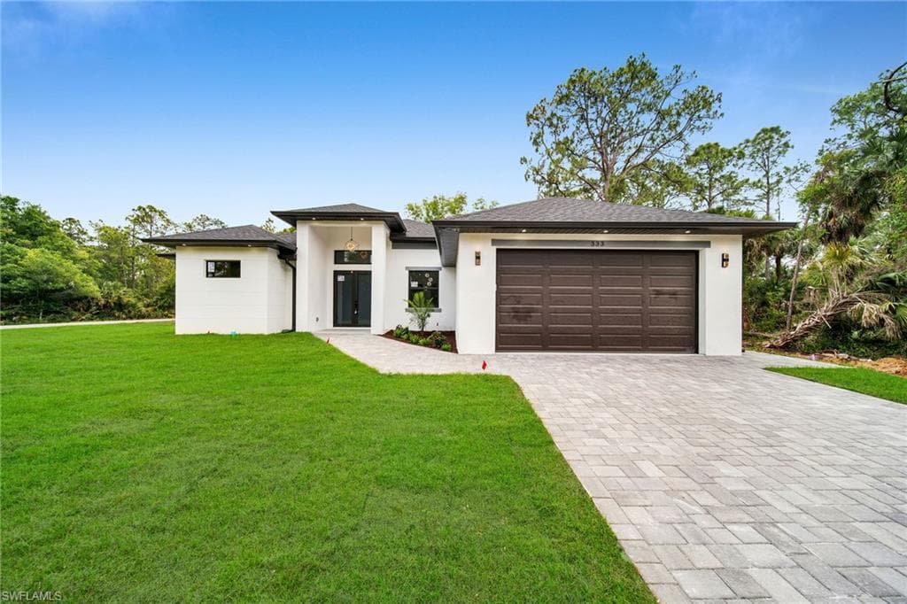 333 Nathan AVE LEHIGH ACRES, FL 33974