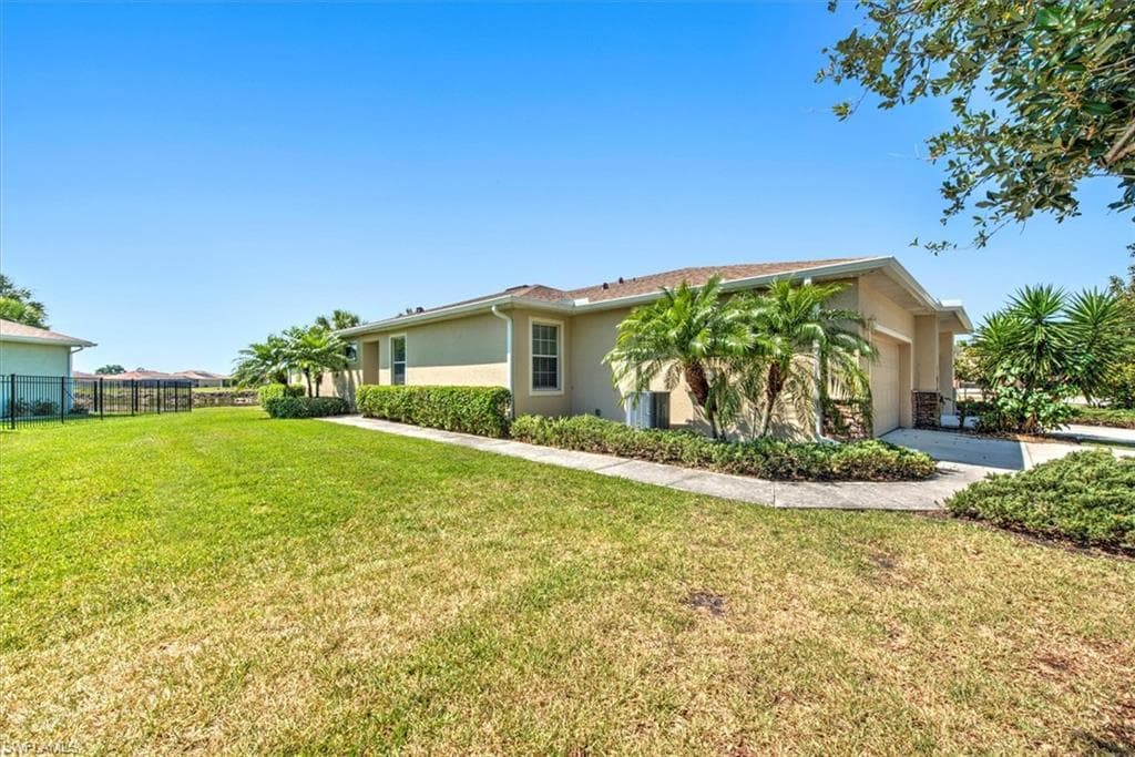 20564 Chestnut Ridge DR NORTH FORT MYERS, FL 33917