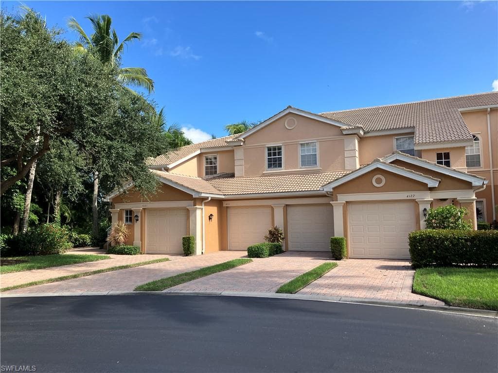 9651 Spanish Moss WAY 4121 BONITA SPRINGS, FL 34135