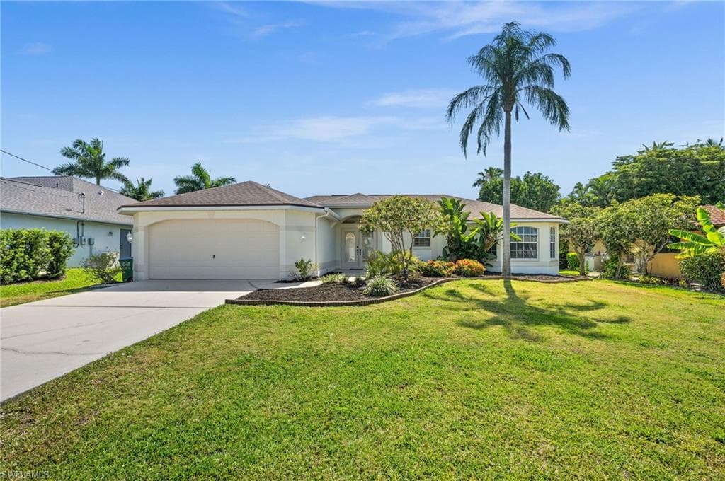 4925 Sorrento CT CAPE CORAL, FL 33904